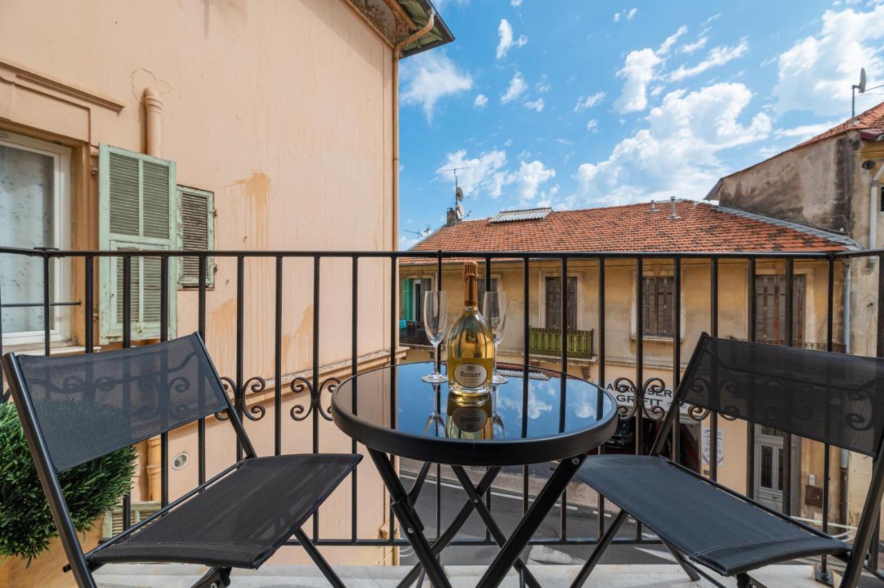 Superbe Appartement Avec Balcon Proche Monaco ボーソレイユ エクステリア 写真